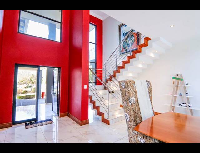 5 BEDROOM HOUSE FOR SALE IN COPPERLEAF ESTATE